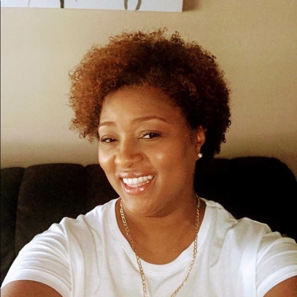 Meet your Posher, Sharon